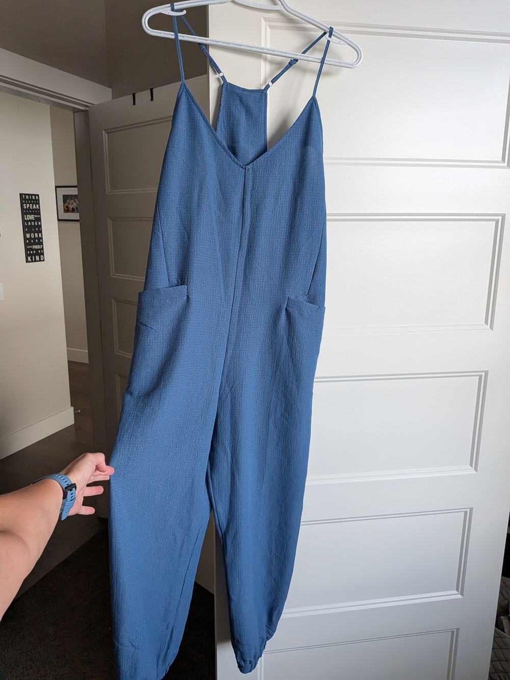 Cupshe Blue Women's Strap Jumpsuit with Pockets